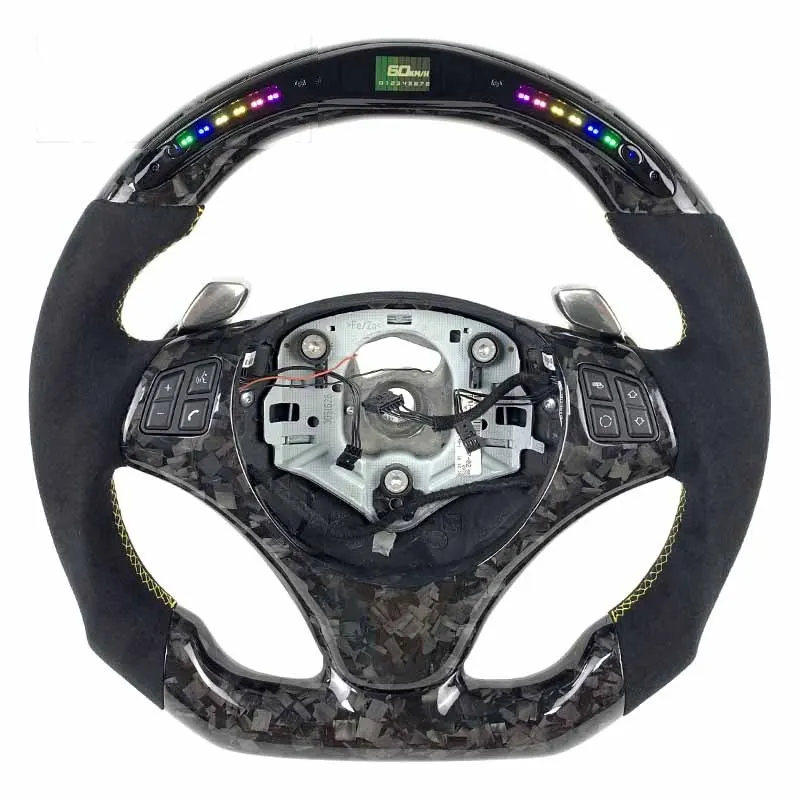 Volant carbone BMW M3 E92 à LED, vue 2 sur 6