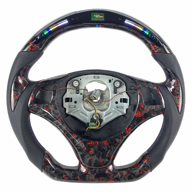 Volant carbone BMW M3 E92 à LED, vue 3 sur 6