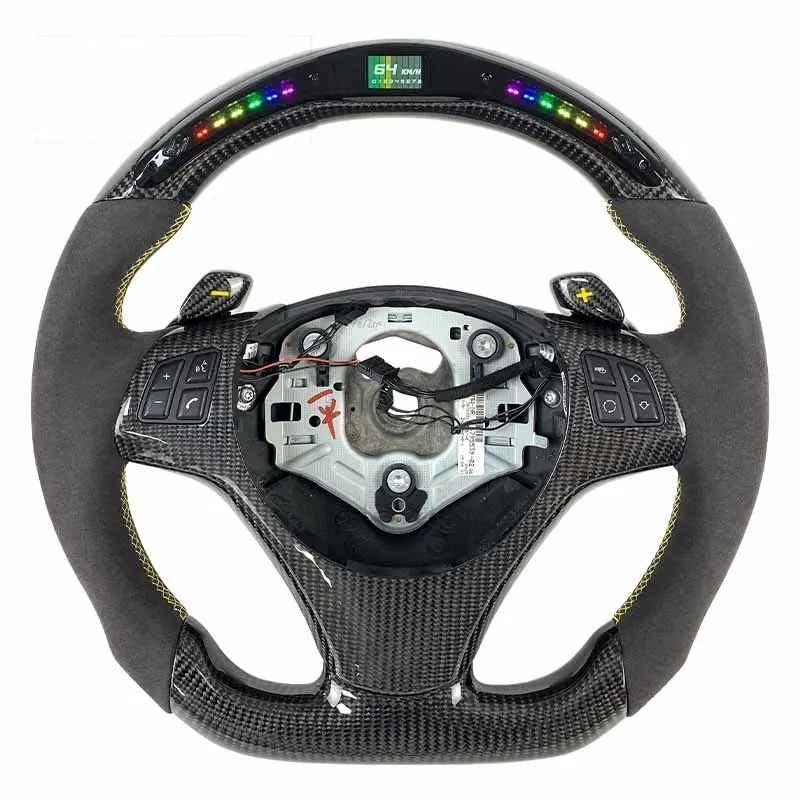 Volant carbone BMW M3 E92 à LED, vue 5 sur 6