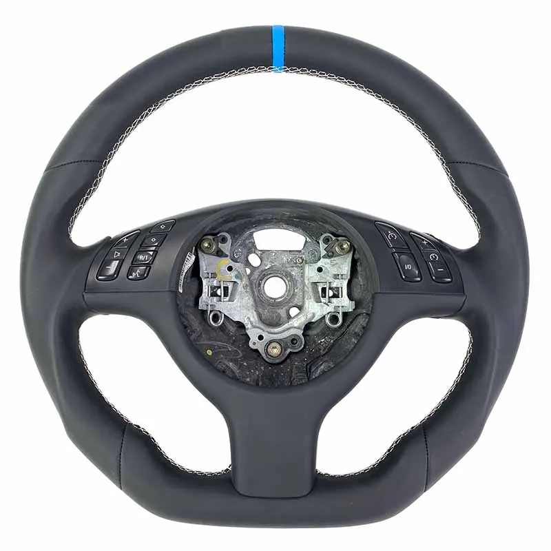 Volant carbone BMW Série 3 E46, vue 5 sur 6