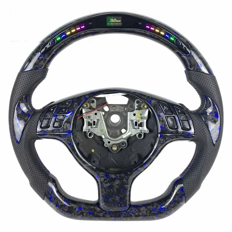 Volant carbone BMW Série 3 E46 à LED, vue 2 sur 6