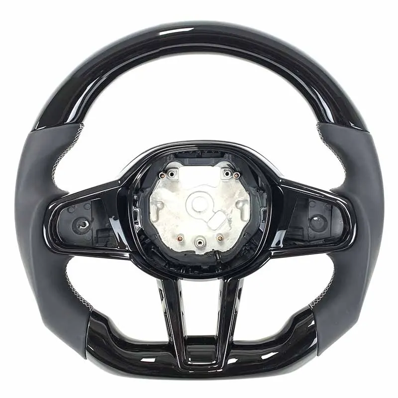 Volant carbone BMW Série 4 G22 et G26 à LED, vue 2 sur 6