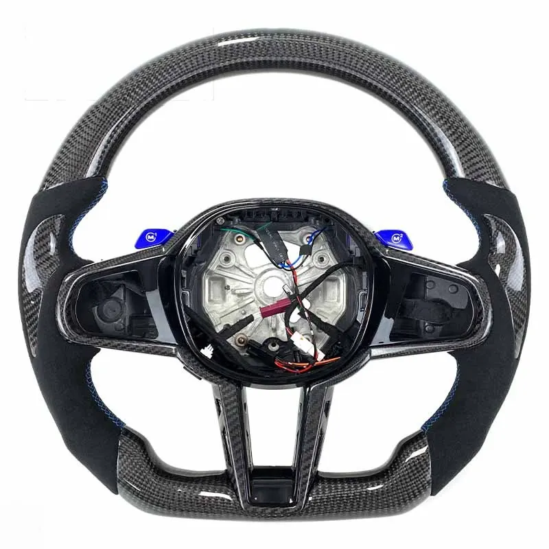 Volant carbone BMW Série 4 G22 et G26 à LED, vue 3 sur 6