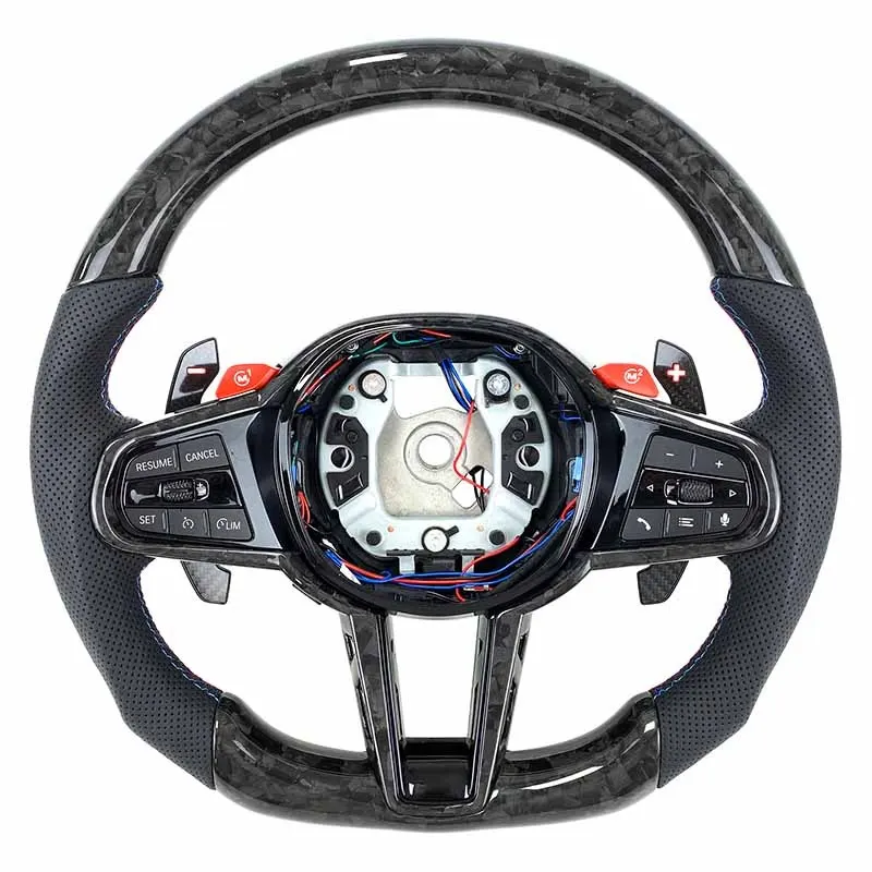 Volant carbone BMW Série 4 G22 et G26 à LED, vue 4 sur 6