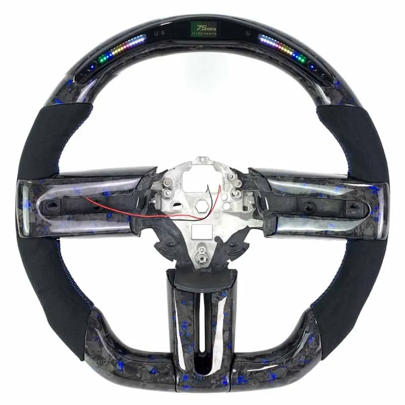 Volant carbone Ford Mustang S197 à LED, vue 3 sur 6