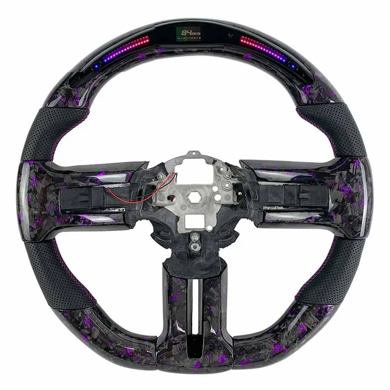 Volant carbone Ford Mustang S197 GT500 à LED, vue 2 sur 6