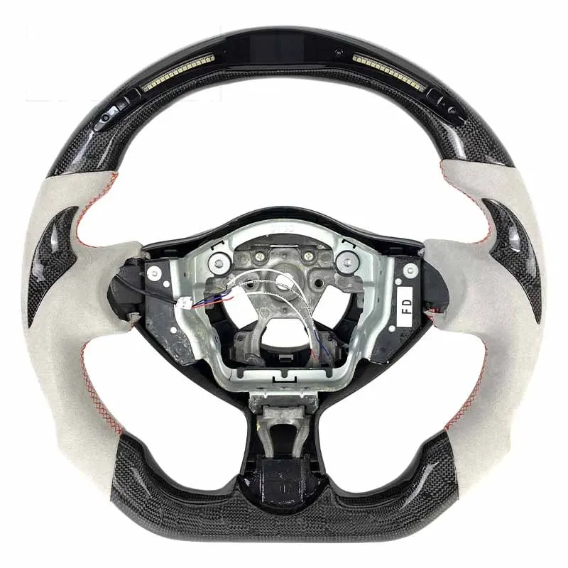 Volant carbone Infiniti Q50, Q60 et FX35 à LED, vue 2 sur 6