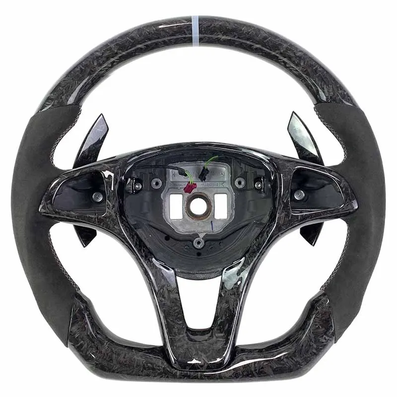 Volant carbone Mercedes Classe C W204 C63 à LED, vue 2 sur 6