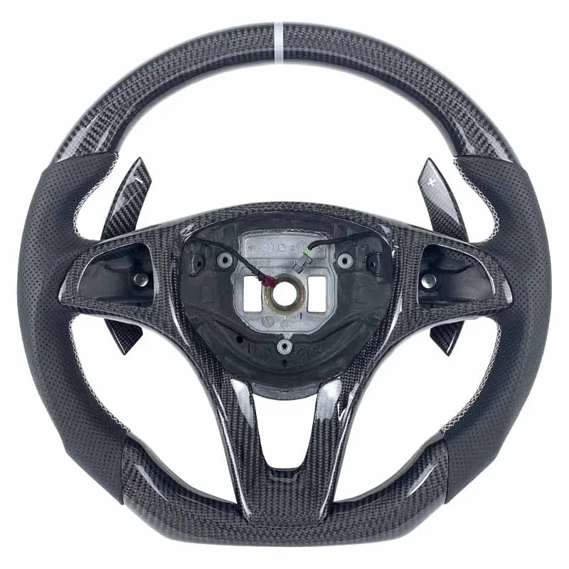 Volant carbone Mercedes Classe C W204 C63 à LED, vue 4 sur 6