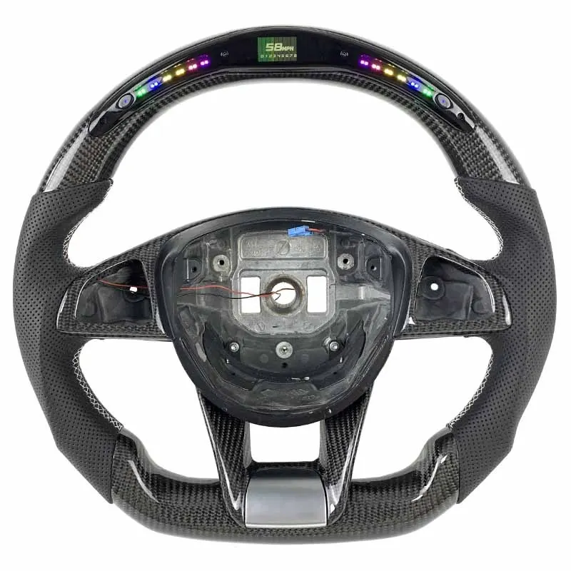 Volant carbone Mercedes Classe C W205 et Classe E à LED, vue 2 sur 6