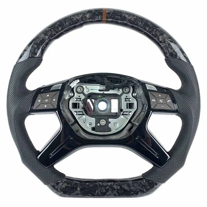 Volant carbone Mercedes Classe G W463 à LED, vue 2 sur 6