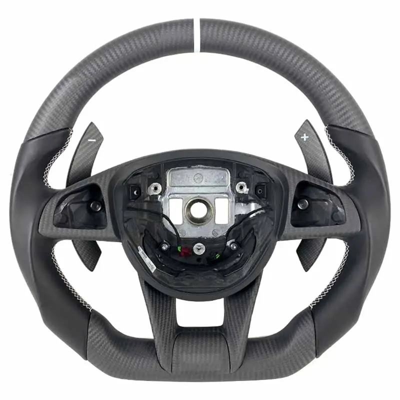 Volant carbone Mercedes W205, W213 et W222 à LED, vue 2 sur 6